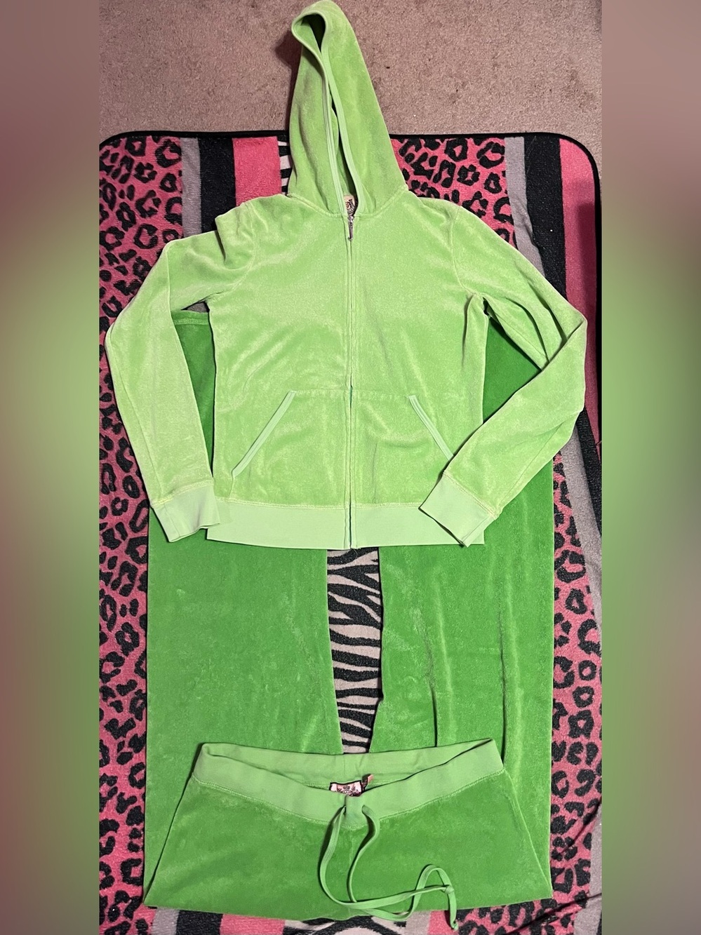 Vintage Juicy Couture Green Terry cloth tracksuit